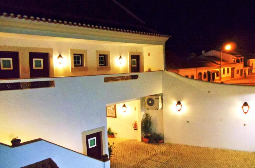 فندق Casa Do Largo - Golega - Turismo De Habitacao المظهر الخارجي الصورة