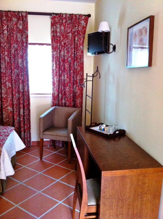 فندق Casa Do Largo - Golega - Turismo De Habitacao الغرفة الصورة