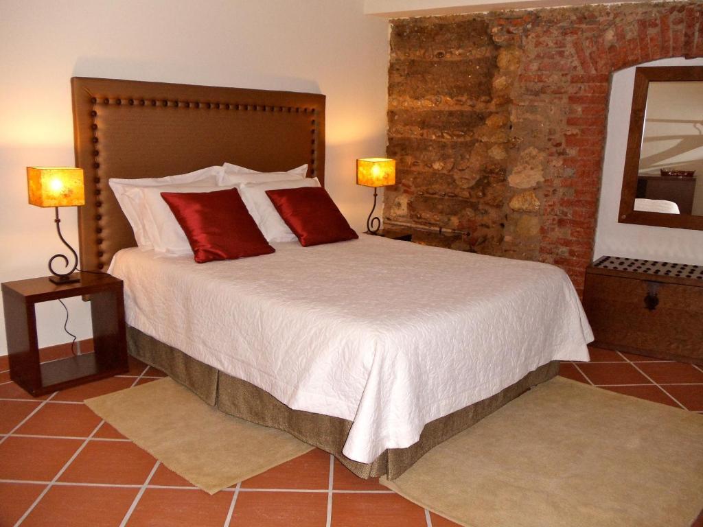 فندق Casa Do Largo - Golega - Turismo De Habitacao الغرفة الصورة